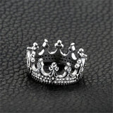 Bague couronne en argent sterling 925 avec des motifs et des cristaux.