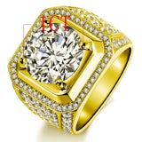Bague en or homme, en véritable or jaune avec une grande pierre de moissanite de 1 carat.