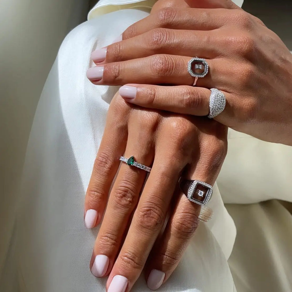 Bague sur le petit doigt deals