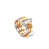 Bague 3 or pour femme en acier inoxydable à trois anneaux.