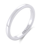 Une bague céramique blanche et brillante avec l'inscription "CERAMIC" gravée à l'intérieur de l'anneau.