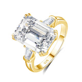 Bague de luxe en argent 925 avec un moissanite carré et un anneau couleur doré.