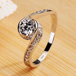 Bague de promesse en argent sterling 925 sertie d’un zircon rond étincelant avec pavage de petites pierres brillantes