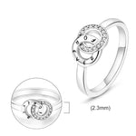 Bague en argent 925 avec un motif en forme de huit horizontal, orné de pierres brillantes et d'une écriture.