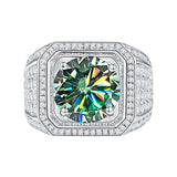 Bague homme argent luxe avec une pierre scintillante verte.