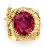 Bague couleur or homme, vue de dessus, avec un grand dragon en relief et une pierre rouge ovale au centre.