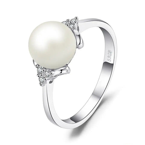 Bague perle en argent 925 avec une perle d'eau douce ronde et blanche.