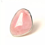 Bague imitation quartz rose en cuivre et en cristal.