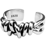 Bague réglable en argent sterling 925 avec un motif de noeud.