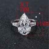 Bagues en diamant en argent massif avec une pierre moissanite poire de 3 carats.